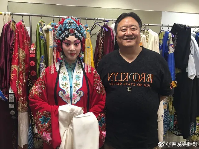 被称为“春晚最牛观众”的笑脸哥,真实身份曝光,经历让人心酸