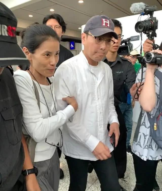 捐款30年，58岁不婚不育，张信哲落到如今这个“待遇”并不意外