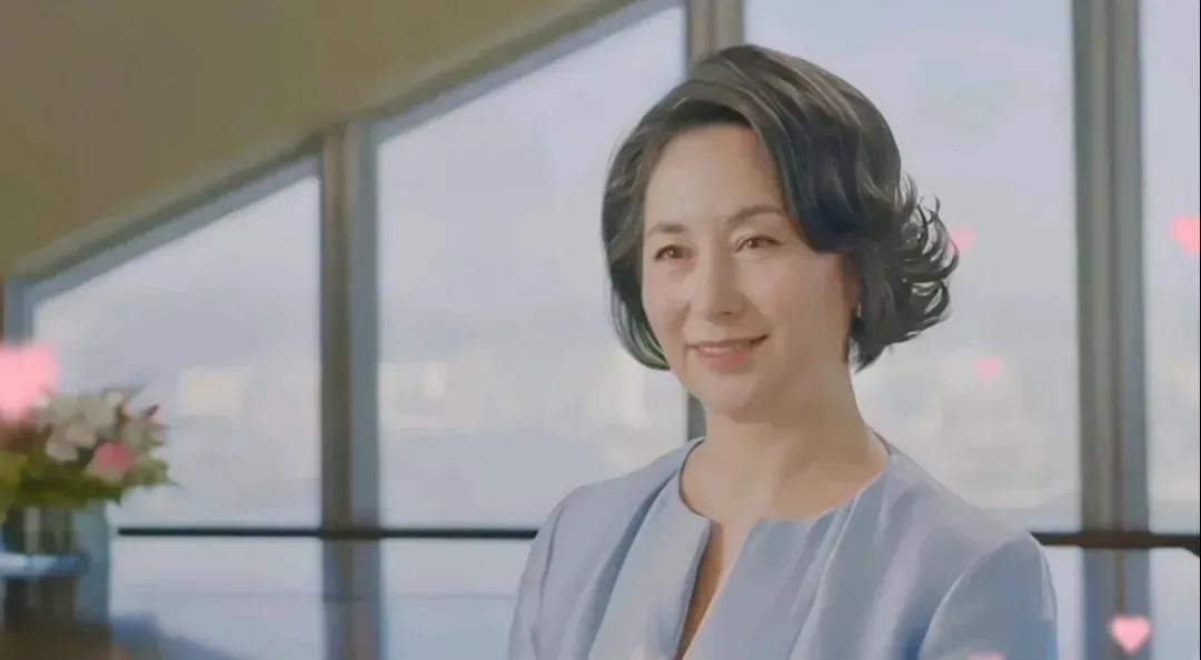 35岁后的何超琼，让我相信了，这种骨相的女人选对发型是越老越美