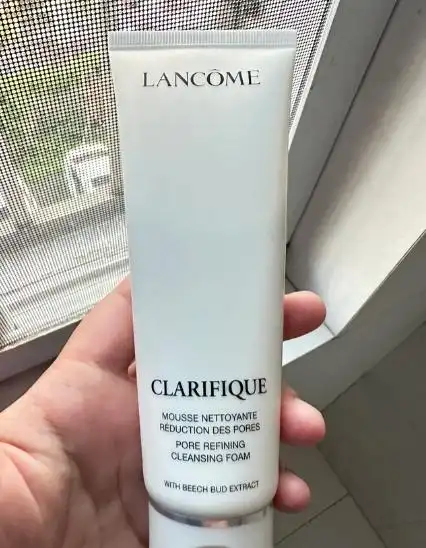 氨基酸洗面奶哪个最好？国产洗面奶十大品牌揭晓，护肤达人推荐