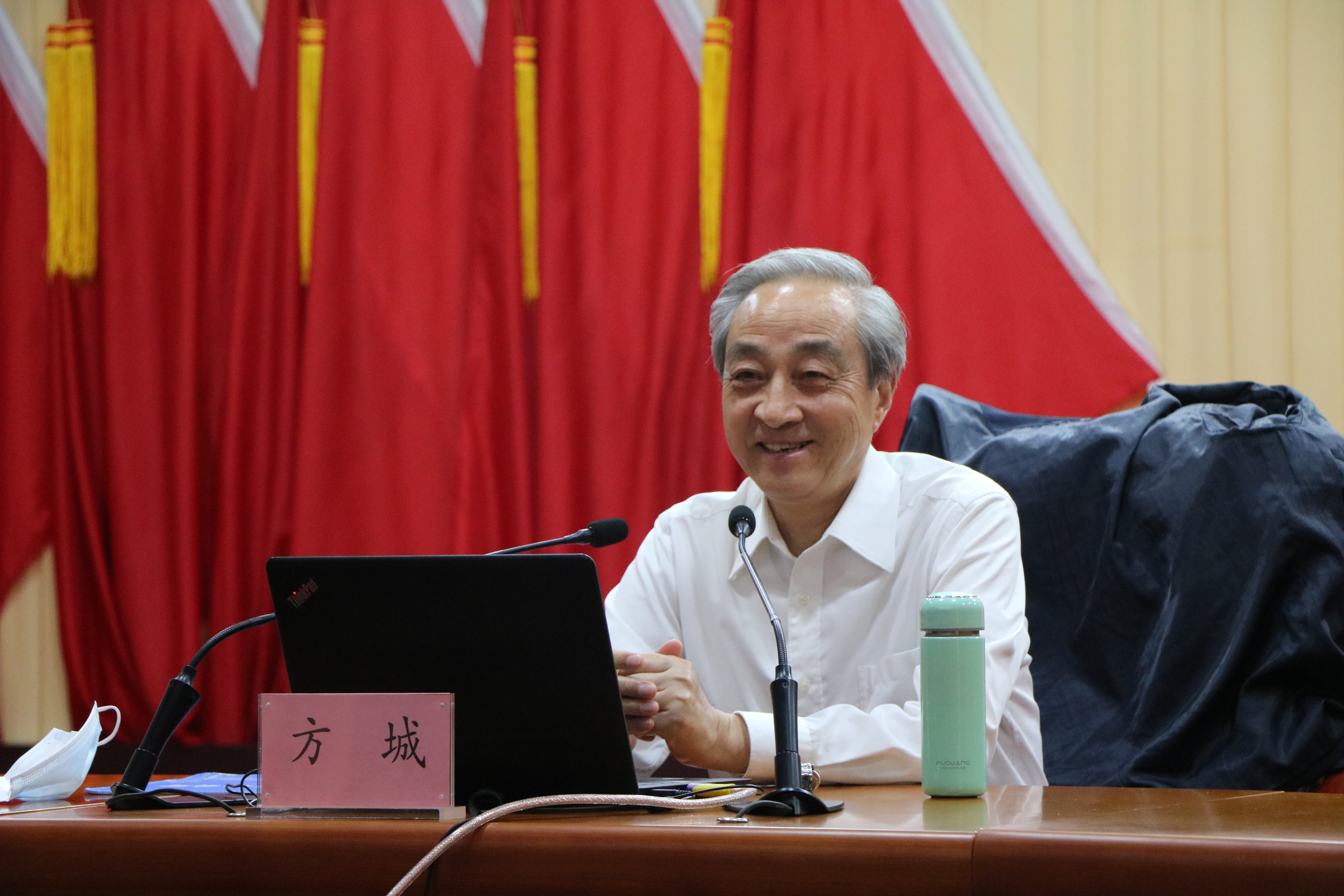 湖北省党史学习教育老干部宣讲团到襄阳宣讲