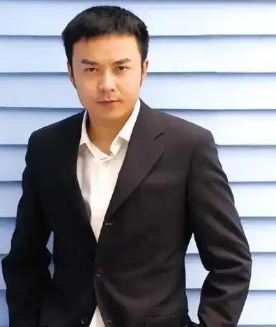 湘超开幕汪涵破圈，杨乐乐与娱乐圈静默