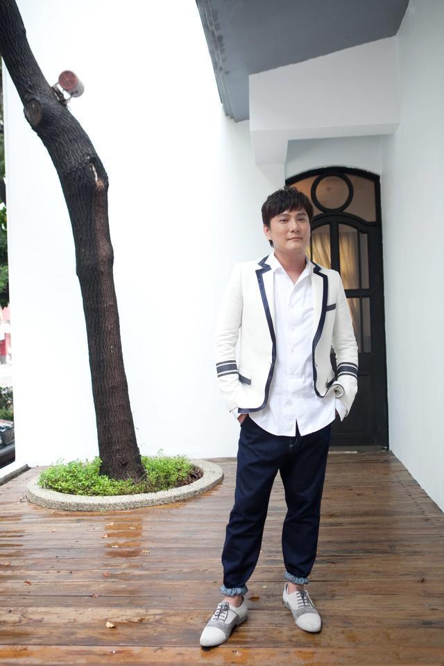 “情歌王子”张信哲，出道36年，0绯闻：看了他的日常生活，才知道他的低调并不简单