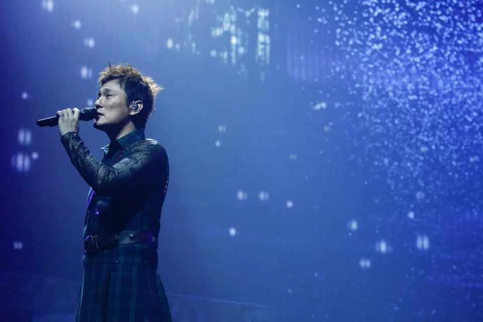 “情歌王子”张信哲，出道36年，0绯闻：看了他的日常生活，才知道他的低调并不简单