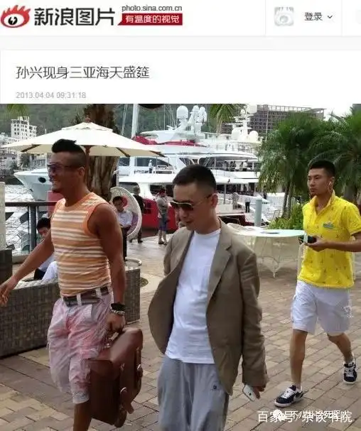 出道神似周润发，出演的角色霸占我们整个童年，今55岁靠走穴