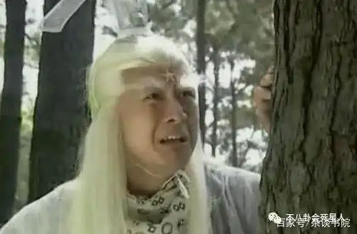 出道神似周润发，出演的角色霸占我们整个童年，今55岁靠走穴