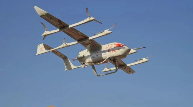 中东首飞 | 天空之桥跨越瀚海山巅——飞鹏大型无人机在中东实现首次物流运输飞行