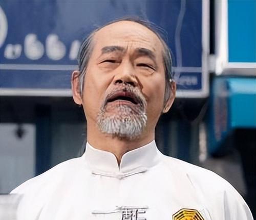 元华:曾是李小龙替身,成龙的同门师兄,遇到周星驰才大火
