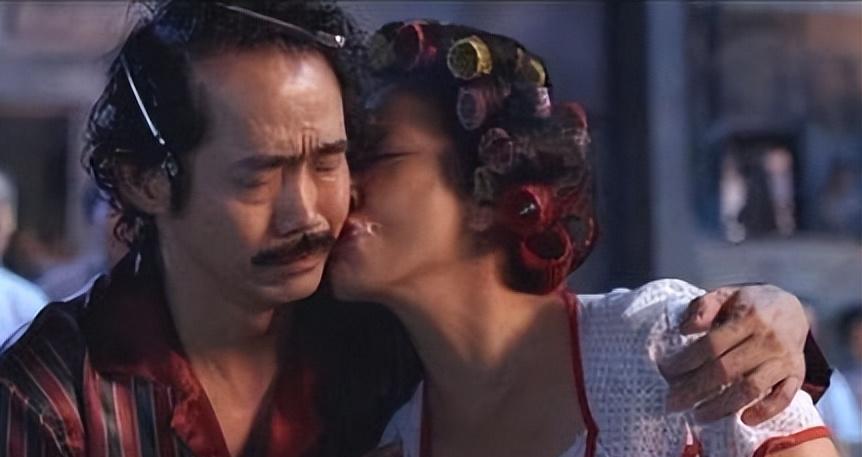 元华:曾是李小龙替身,成龙的同门师兄,遇到周星驰才大火