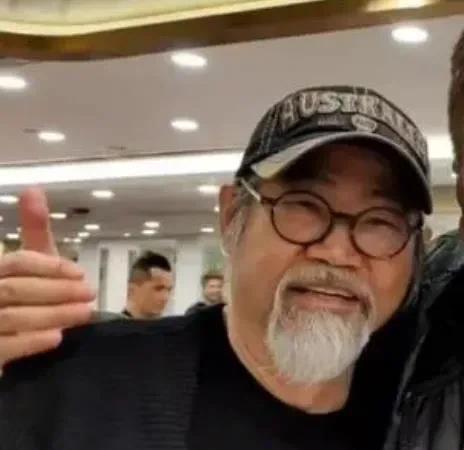 还记得《功夫》里的包租公吗?如今70岁的他近况曝光