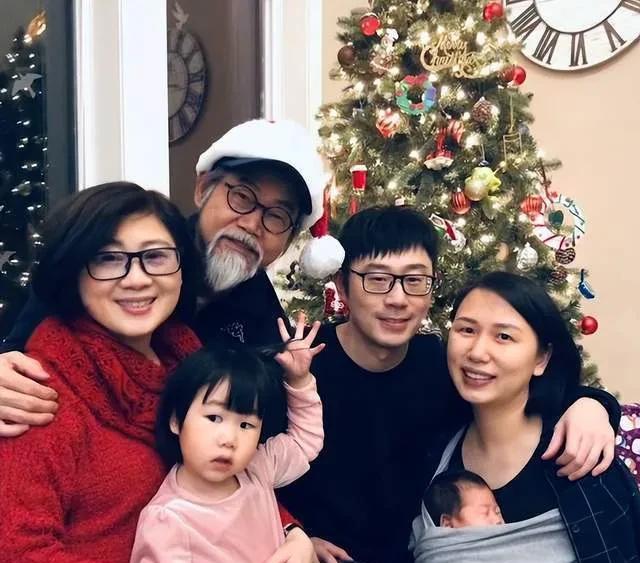 还记得《功夫》里的包租公吗?如今70岁的他近况曝光