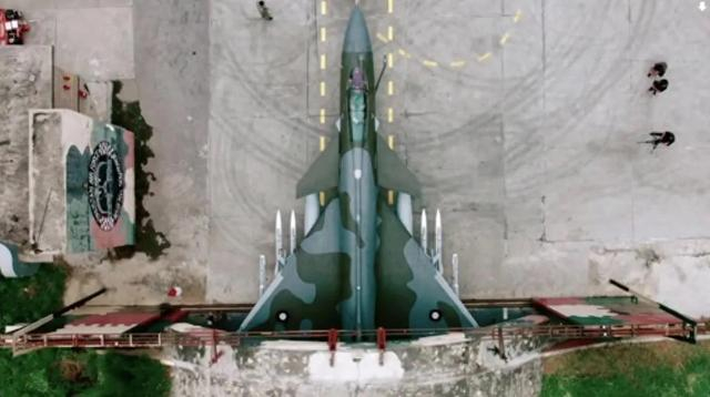 鹰击长空——中国战斗机演进实录