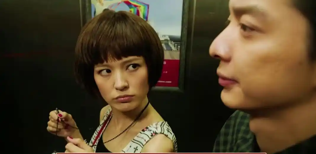 演员从隔壁组“抢”，布景全捡剩的，捎带脚拍的《灵魂摆渡》，凭啥能成为网剧鼻祖？