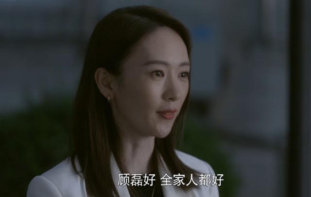 没想到，海清携“蜗居续集”归来，会以这样的惊喜，打出一副王炸