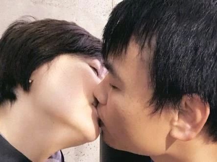 袁立宣布三婚！过往三段情史坎坷，曾闪婚老外，经历流产冻卵