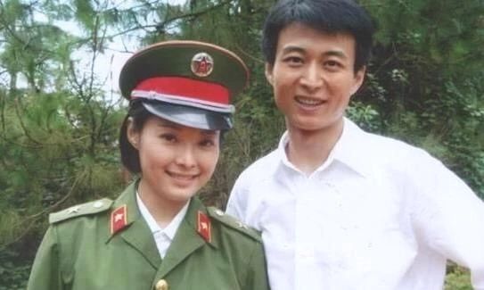 袁立宣布三婚！过往三段情史坎坷，曾闪婚老外，经历流产冻卵