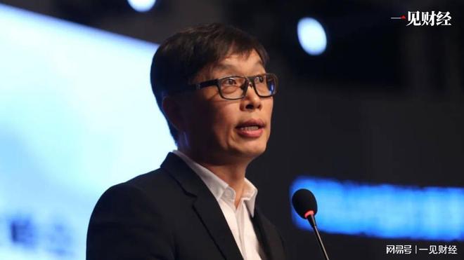 美的集团方洪波罕见在《新闻联播》露脸