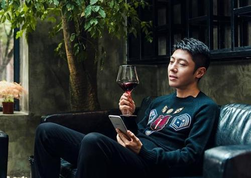 撒贝宁（主持人）