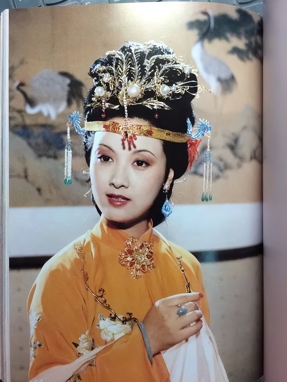 68岁邓婕半生遗憾：演活王熙凤，却困在张国立的离婚协议里