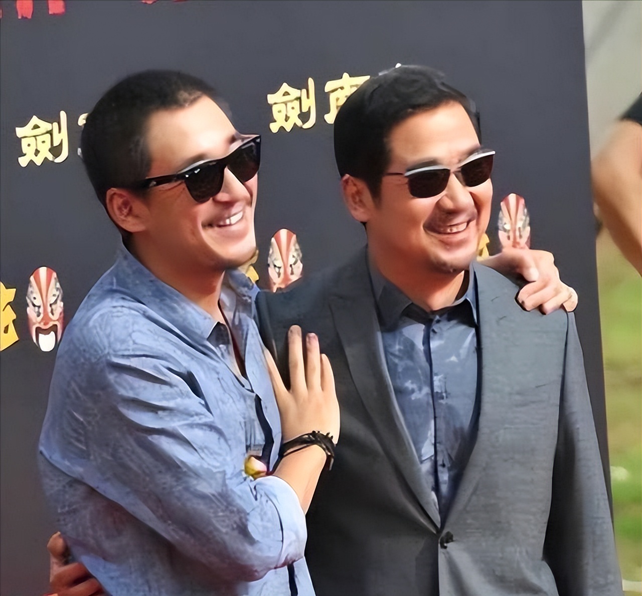 张国立：不要说我儿子是“问题男人”，他42岁未婚到底是谁之过？​