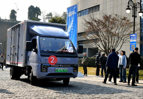 新能源技术创新普惠轻卡,比亚迪轿卡T4开启省钱新时代