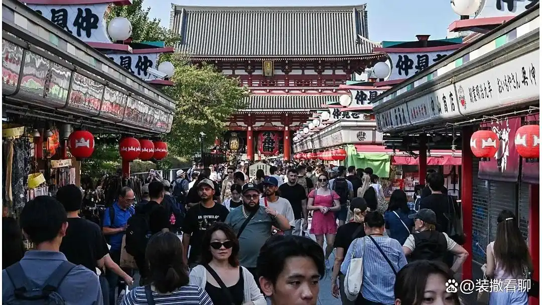日本游客暴涨，经济飞速，居民生活压力加大