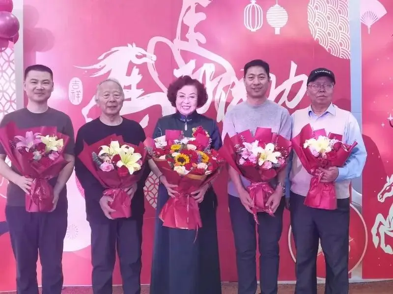 定格精彩，共赴新程——梦之队成立13周年新年庆典圆满举行，共绘公益新蓝图