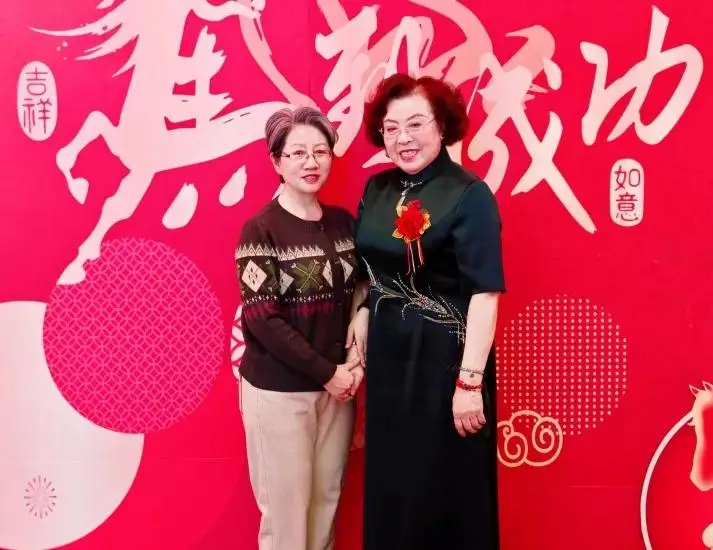 定格精彩，共赴新程——梦之队成立13周年新年庆典圆满举行，共绘公益新蓝图