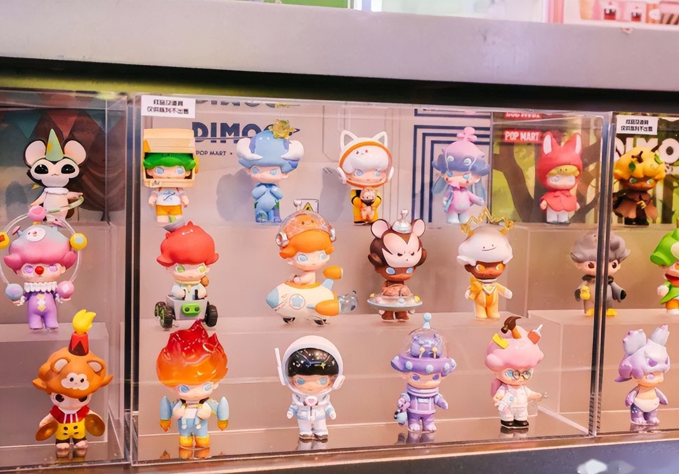 1块7一包的卡牌，为何比泡泡玛特更暴利？卡游这“卡”还能打多久