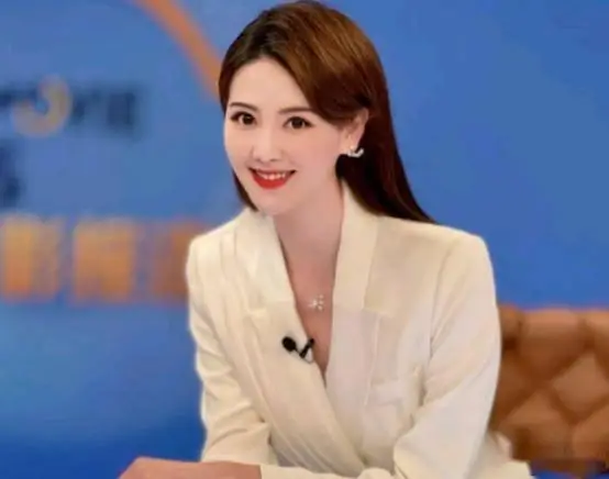 11个美女，是央视各频道的“当家花旦”，“六公主”尤其性感