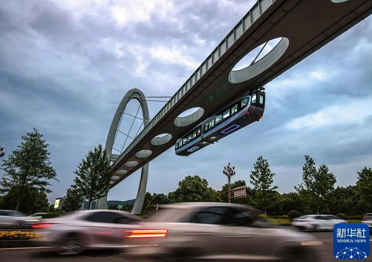 “国社之镜·世纪光影”新华社新闻摄影展｜时空巨变（下篇）