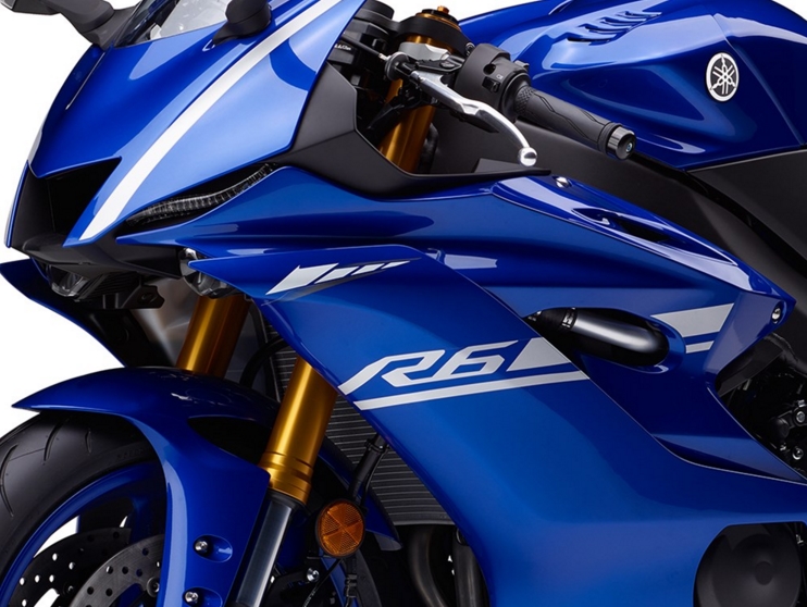 YAMAHA 新一代YZF-R6，帅气的实力派，价格也是惊人啊