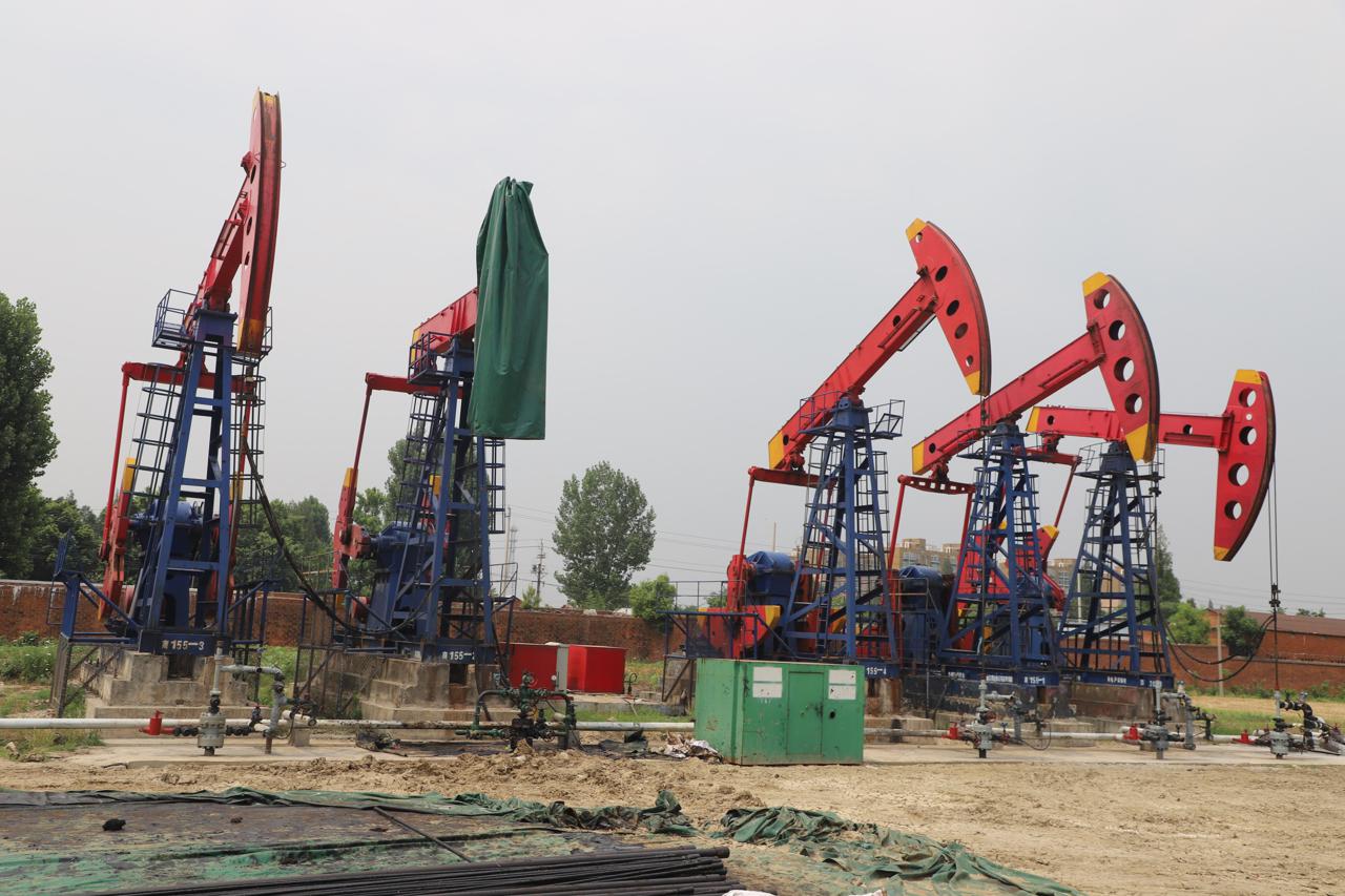 “追寻初心光辉印记”系列报道 镌刻在中华世纪坛的功勋——河南油田人石油精神探寻