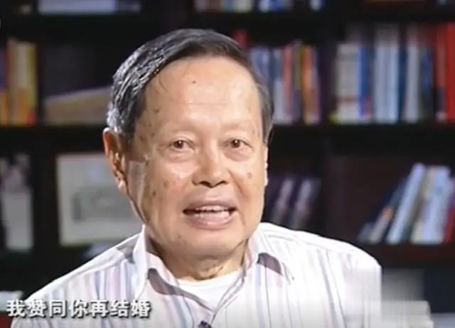 演都不演了！杨振宁去世仅5天，恶心的事情发生了，结局大快人心