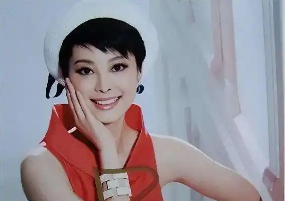 富商徐威：与袁立同居12年，分手后转身娶小20岁的世界冠军张怡宁