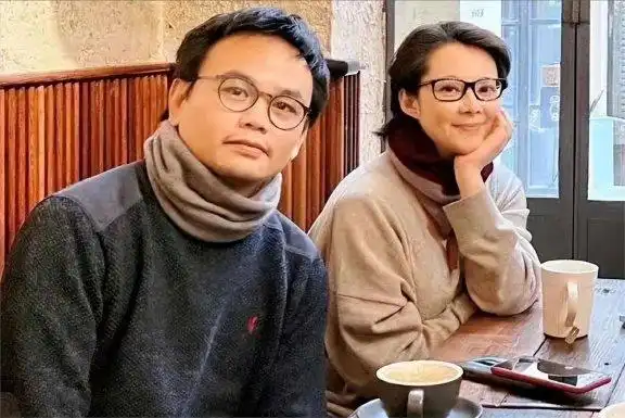 富商徐威：与袁立同居12年，分手后转身娶小20岁的世界冠军张怡宁