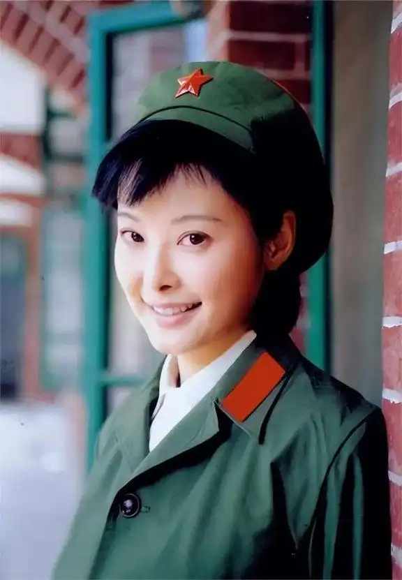 富商徐威：与袁立同居12年，分手后转身娶小20岁的世界冠军张怡宁