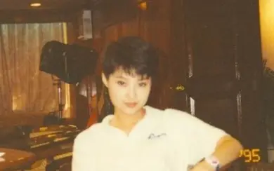 身价300亿富商徐威，宠袁立12年，缘何转身娶奥运冠军张怡宁？