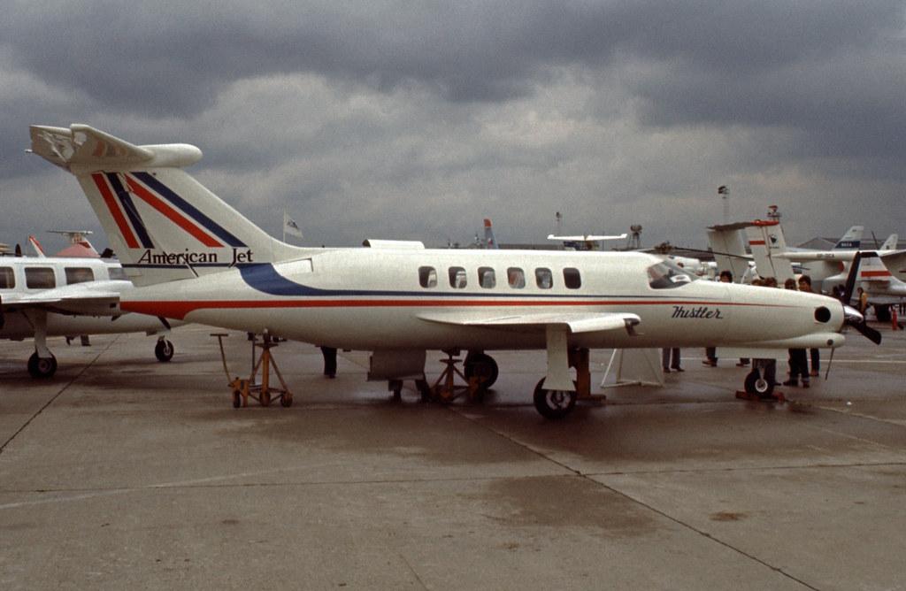 有趣的飞行器25-前拉后推的公务机 AJI湾流 盗贼 400/500