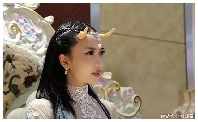 金瓶梅“龚玥菲”：身材堪称精品，凹凸有致，火辣爆棚！