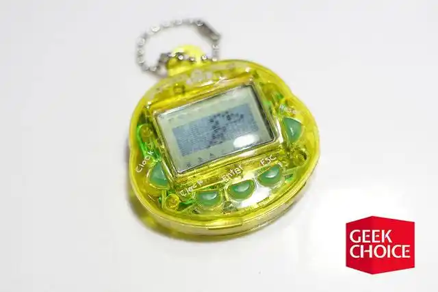 与我朝夕相处的电子宠物，其实是学校旁小铺卖的山寨货