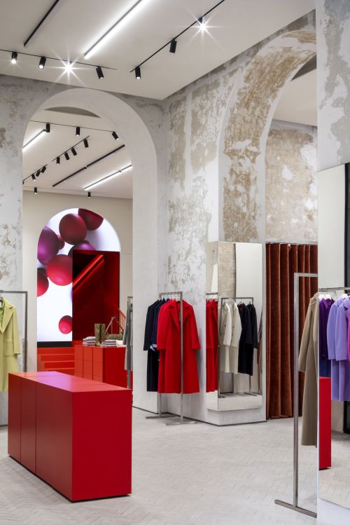 MAX&Co. 罗马康多提旗舰店盛大重装开业 只因世间唯此是罗马