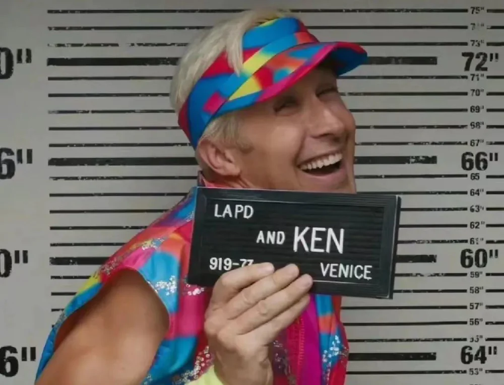 《芭比》：一部写给成年人的暗黑童话