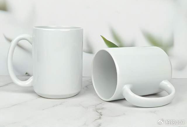 为一个杯子开14次会，却在汽车上用手机芯片，这就是高品质？