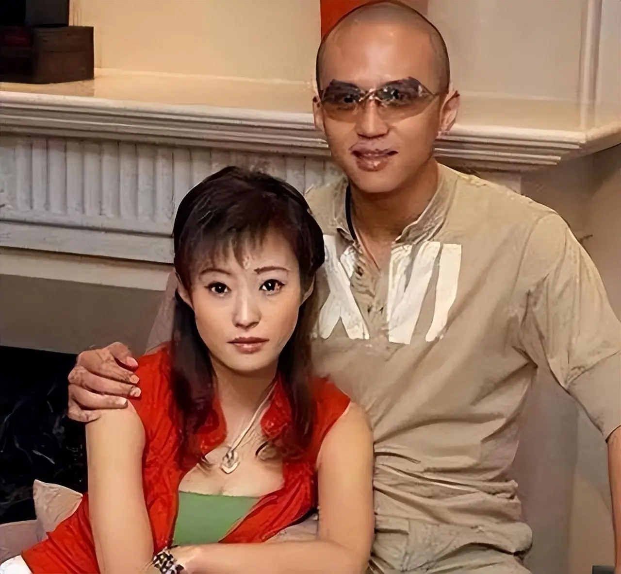 叛逆影帝邓超:抛弃女明星恋车晓,偷吃江一燕被孙俪8000万摆平