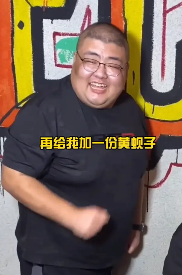 网红泡泡龙去世，红雨老师被质疑推卸责任，悄悄删除差评拉黑网友