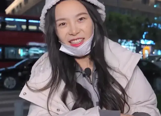 “泡泡龙悲剧”再上演？千万网红小贝近况曝光，皮肤无光泽发量少