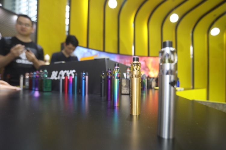 9问电子烟：有多暴利？谁来监管？会否全面禁售？