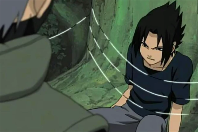 火影忍者中宇智波佐助的8次捆绑经历:2次是自愿,2次是被卡卡西