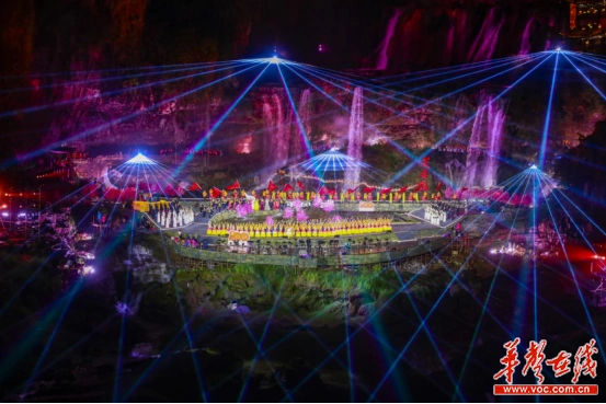 4月10日、11日晚芙蓉镇两台晚会登陆湖南都市频道